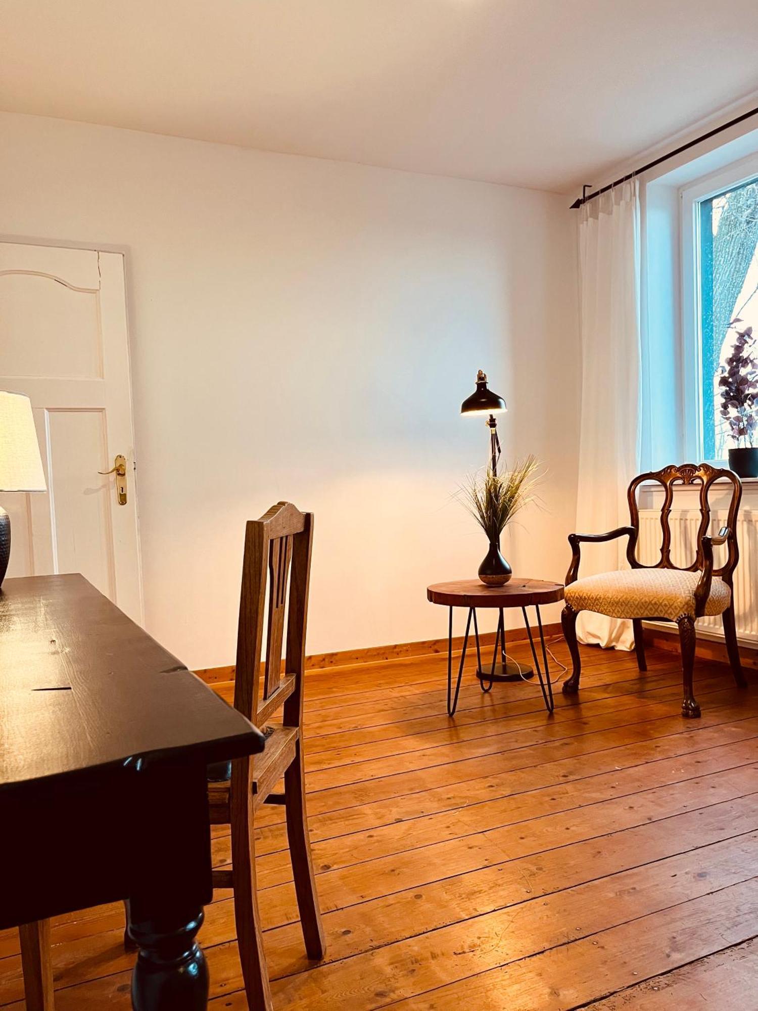 B E D & A G E D E S I G N -Extra Large- Wunderschoene Komplette Wohnung Mit Viel Platz & 4 Schlafzimmer B E D & A G E D E S I G N -Small- Wunderschoenes Zimmer Mit Bad Rechnungserstellung Fuer Geschaeftsreisende & Firmen Hünxe Eksteriør bilde