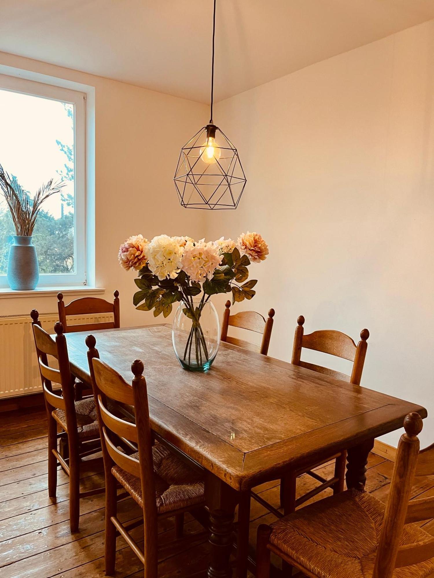 B E D & A G E D E S I G N -Extra Large- Wunderschoene Komplette Wohnung Mit Viel Platz & 4 Schlafzimmer B E D & A G E D E S I G N -Small- Wunderschoenes Zimmer Mit Bad Rechnungserstellung Fuer Geschaeftsreisende & Firmen Hünxe Eksteriør bilde