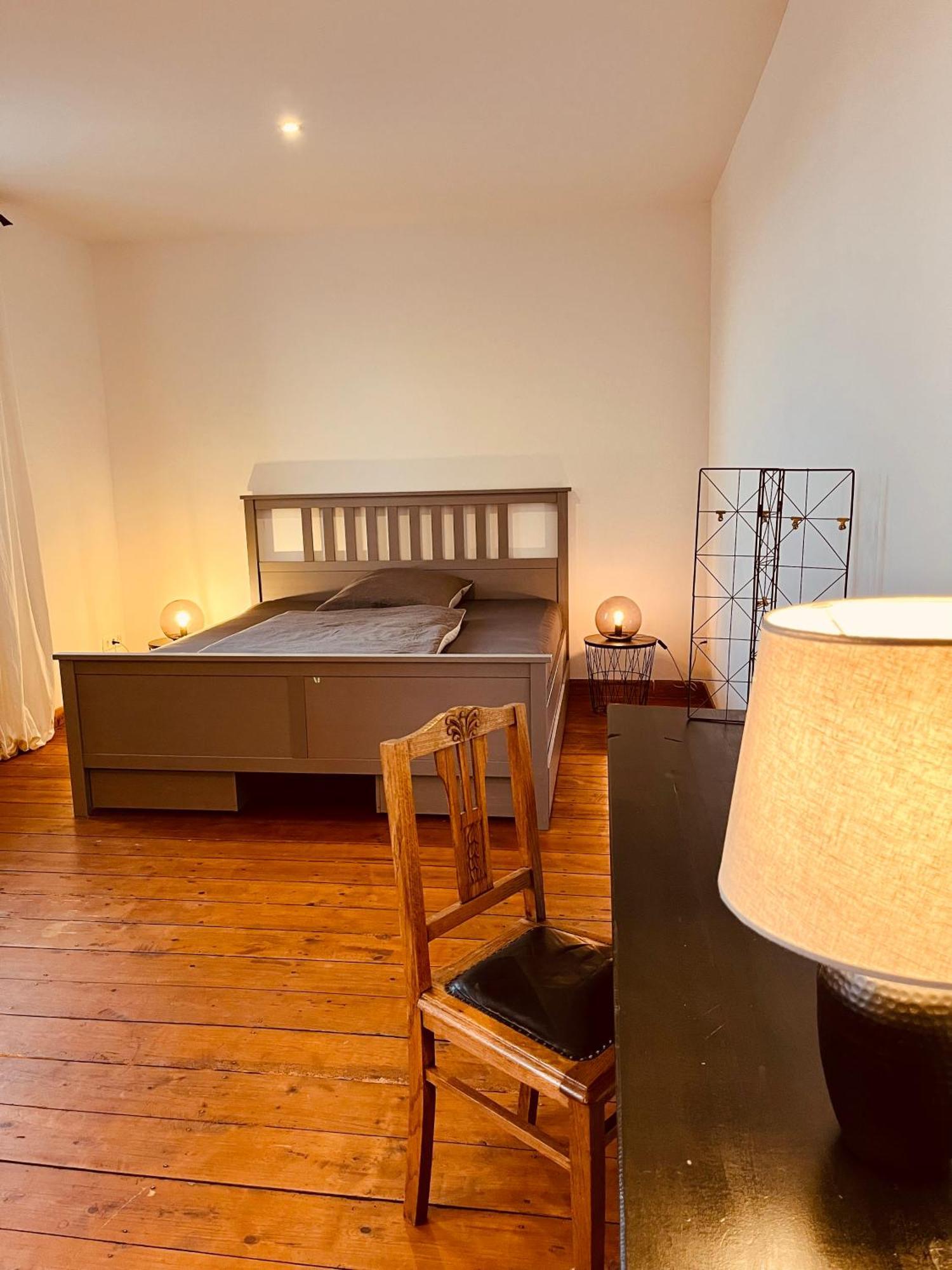 B E D & A G E D E S I G N -Extra Large- Wunderschoene Komplette Wohnung Mit Viel Platz & 4 Schlafzimmer B E D & A G E D E S I G N -Small- Wunderschoenes Zimmer Mit Bad Rechnungserstellung Fuer Geschaeftsreisende & Firmen Hünxe Eksteriør bilde